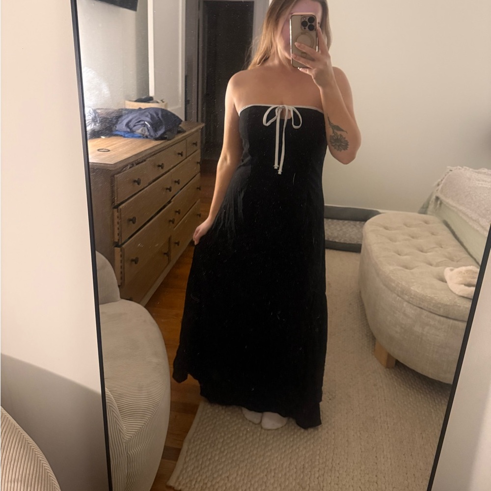 Showpo Black and White Strapless Tie Front Dress Maxi - Picture 6 of 6